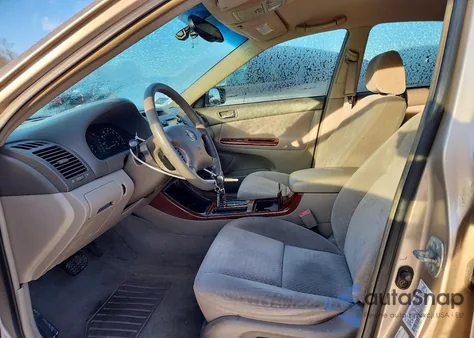 2002 Toyota Camry Le from USA, damaged, VIN 4T1BE30K92U065417